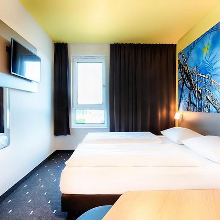 B&B Hotel Rust-เอทเทนไฮม์ ภายนอก รูปภาพ