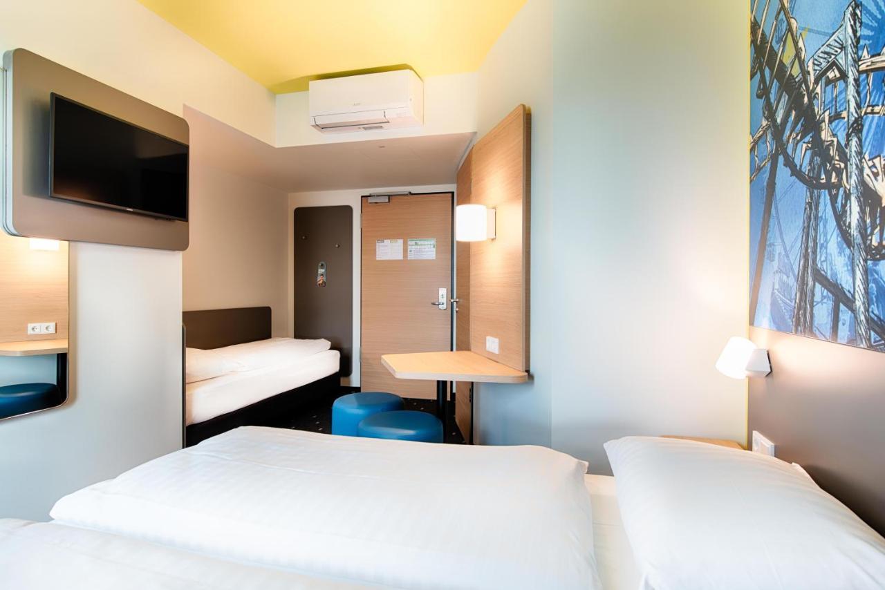 B&B Hotel Rust-เอทเทนไฮม์ ภายนอก รูปภาพ